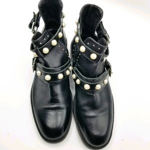 Zara Basics studded boot see descrip for sizing